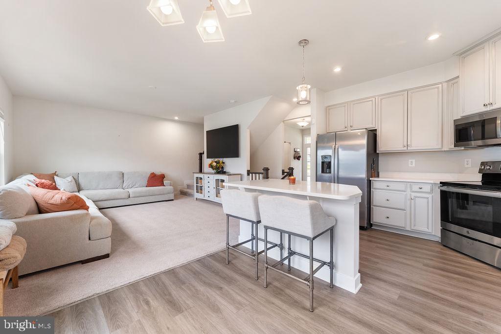 8918 SAINT LANDRY LANE