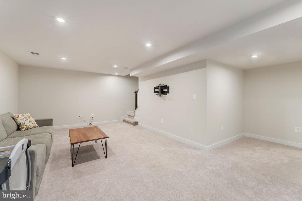 8918 SAINT LANDRY LANE