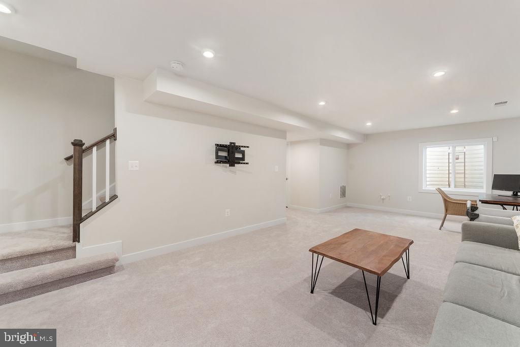8918 SAINT LANDRY LANE