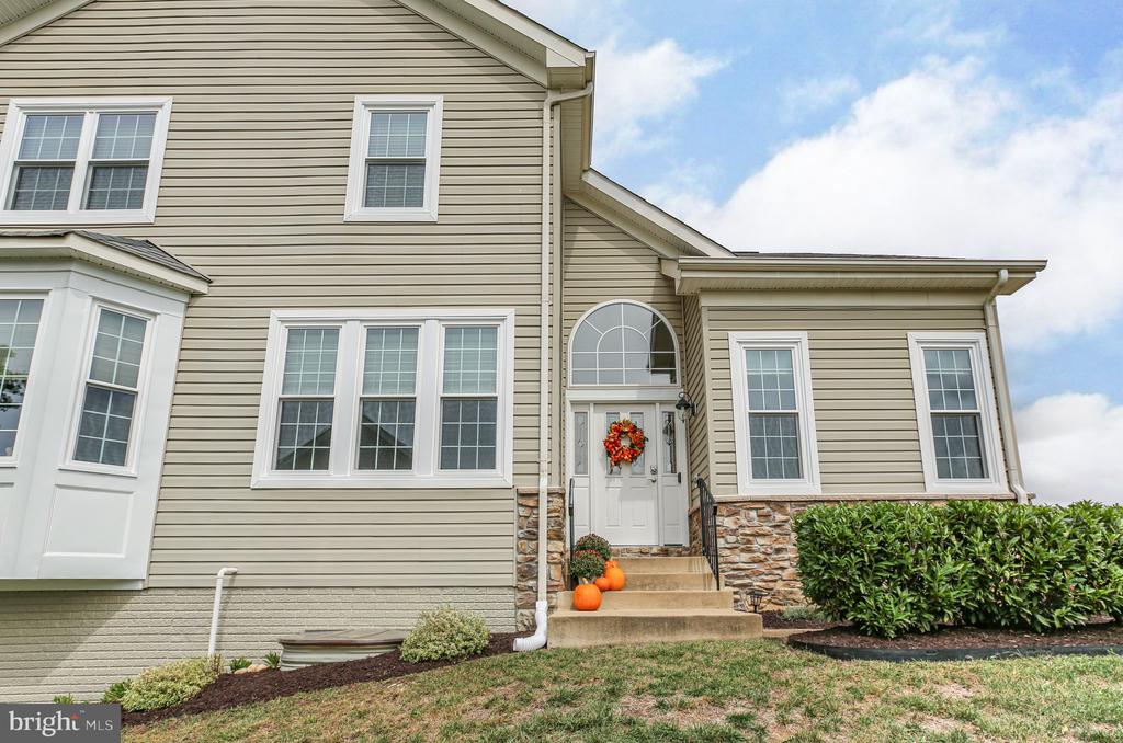 5726 W KESSLERS CROSSING