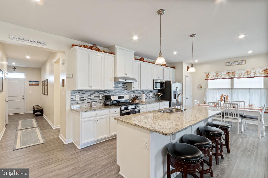 5305 HOLLEY OAK LANE