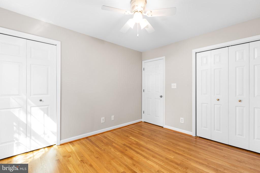 11907 BUTTERCUP LANE