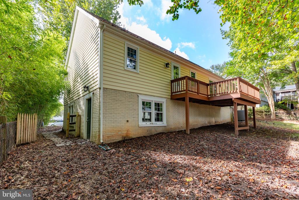 11907 BUTTERCUP LANE