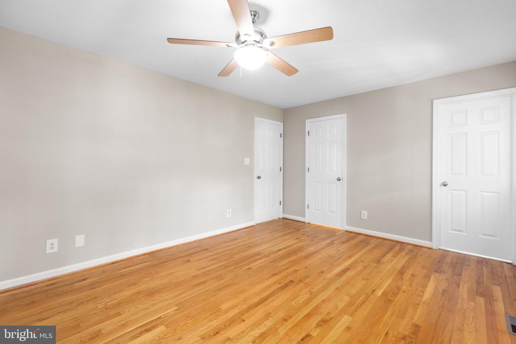 11907 BUTTERCUP LANE