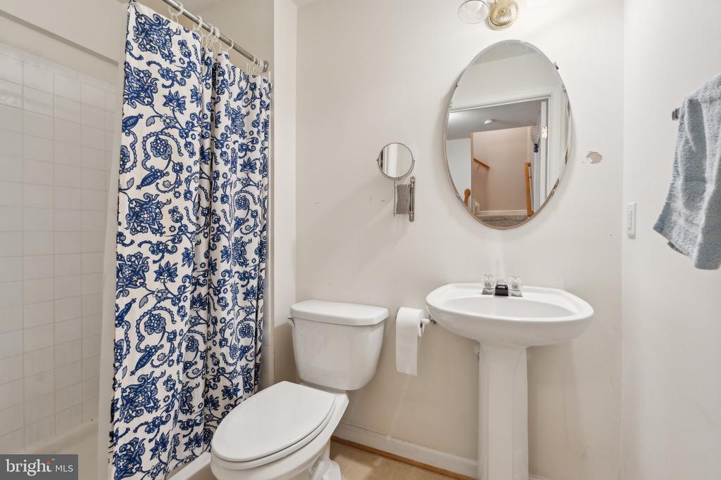 11205 GANDER COURT