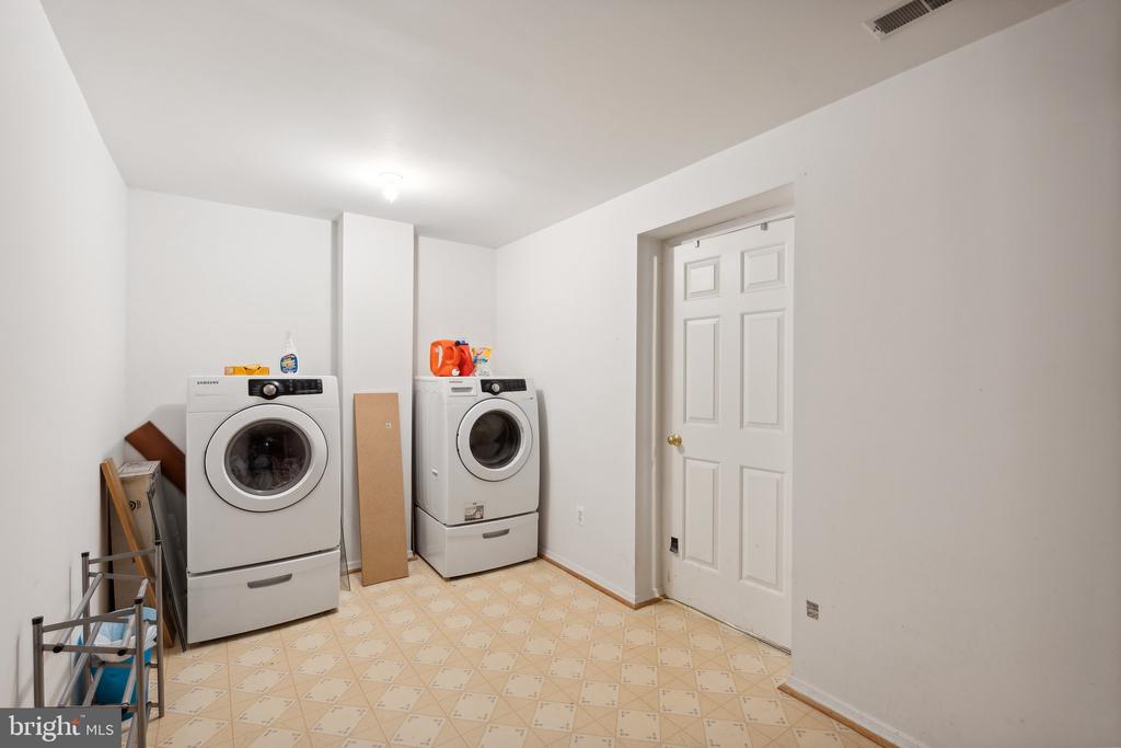 11205 GANDER COURT