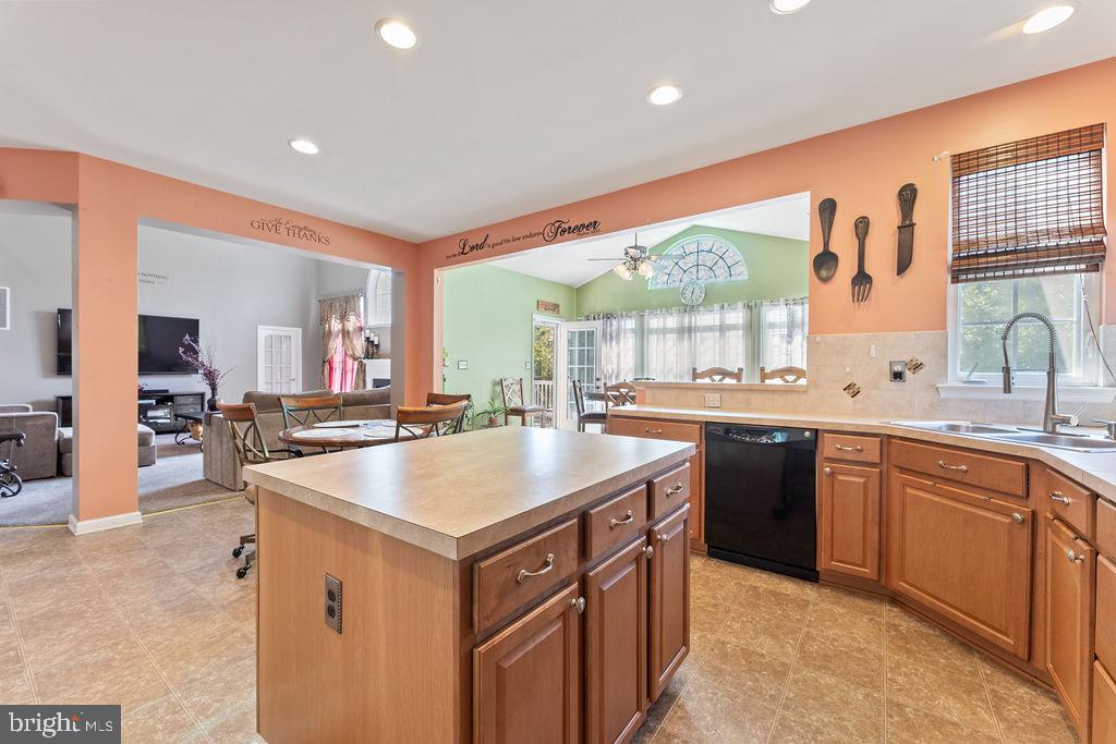 9418 DEEP CREEK LANE