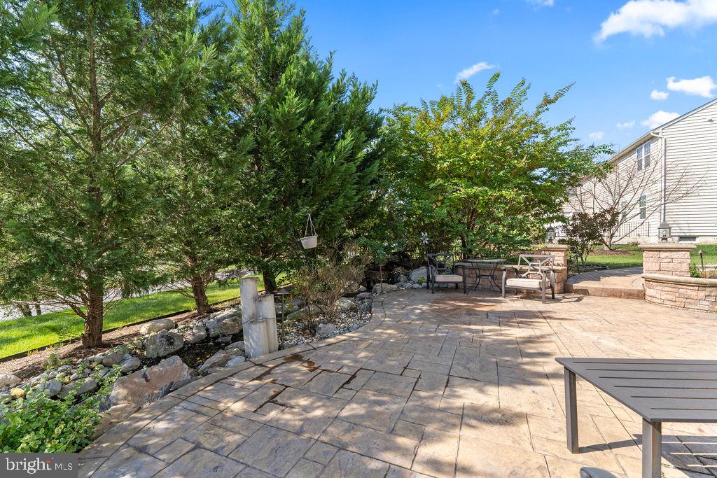 9418 DEEP CREEK LANE