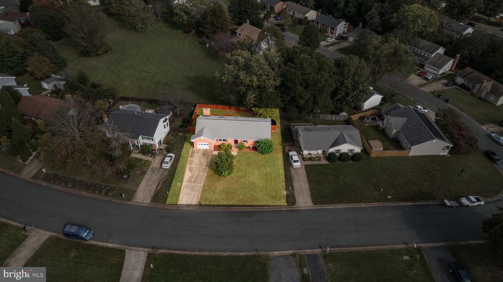 805 SHAMROCK DRIVE