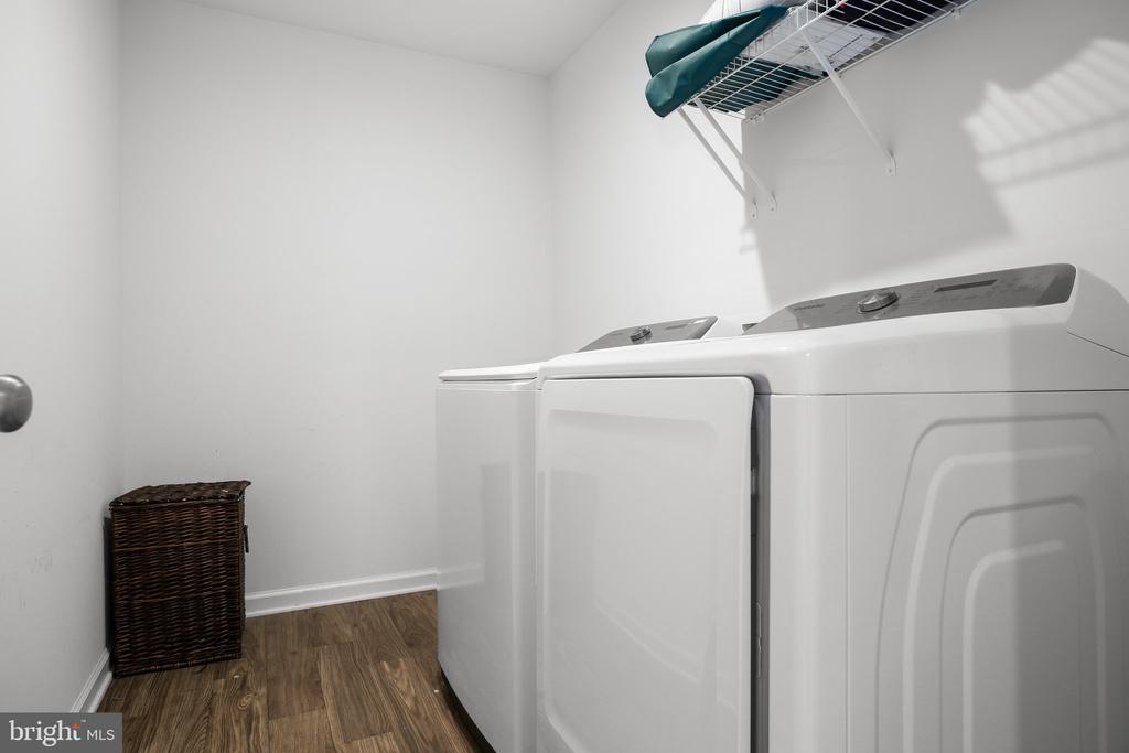 2201 CHAMPIONS WAY