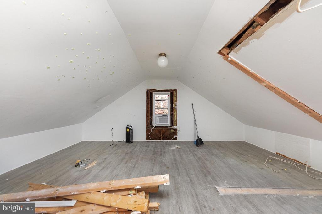 10632 TIDEWATER TRAIL