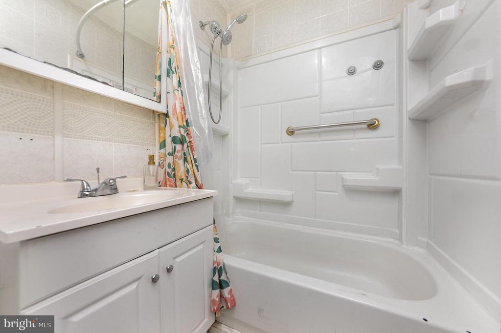 10632 TIDEWATER TRAIL