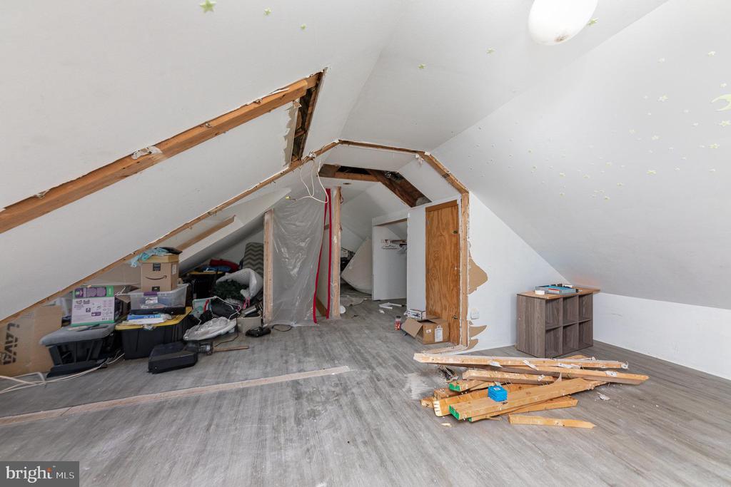 10632 TIDEWATER TRAIL