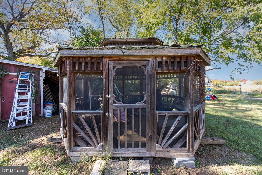 10632 TIDEWATER TRAIL