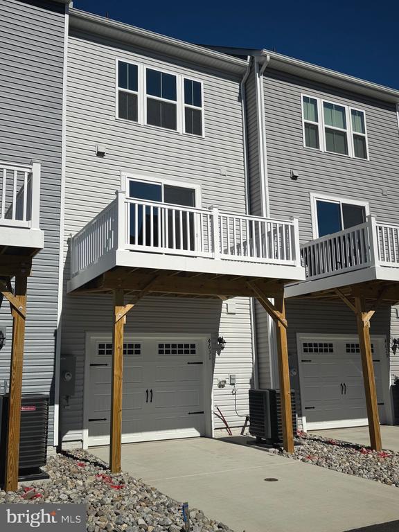 4631 ABBOTSWELL PLACE