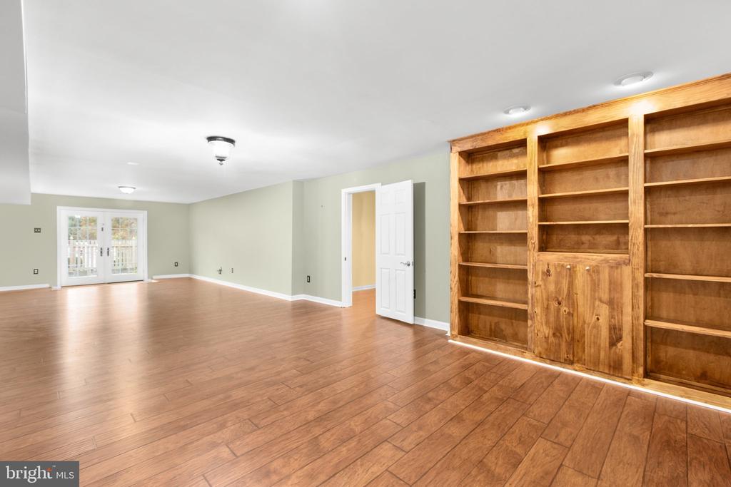 11012 PARK RIDGE ROAD