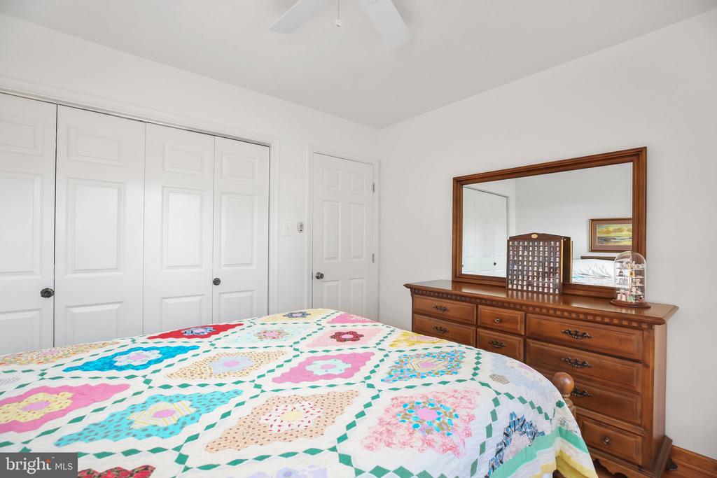 1600 CLOVER DRIVE