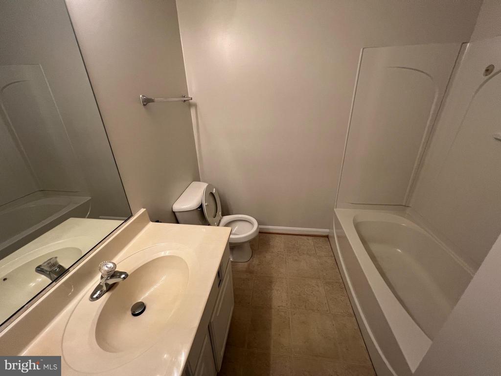 11412 WYTHEVILLE COURT