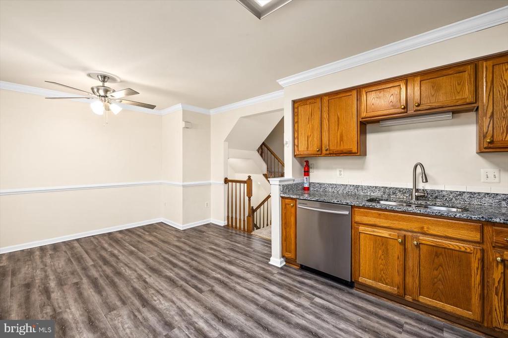 4707 COLONNADE WAY