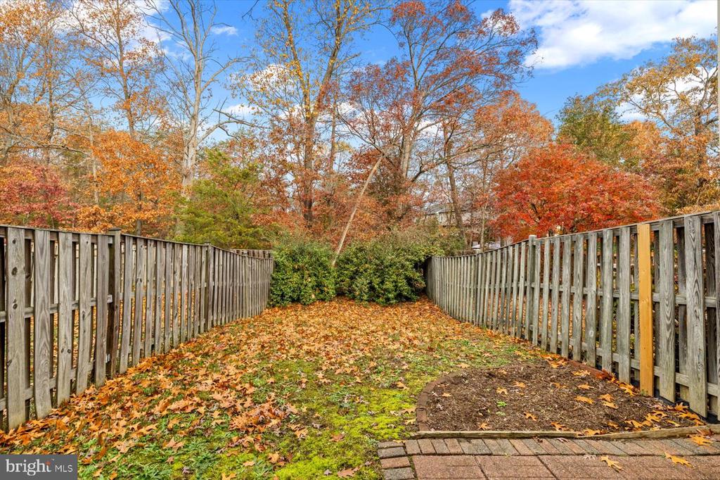 4707 COLONNADE WAY