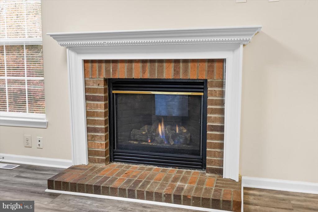 4707 COLONNADE WAY