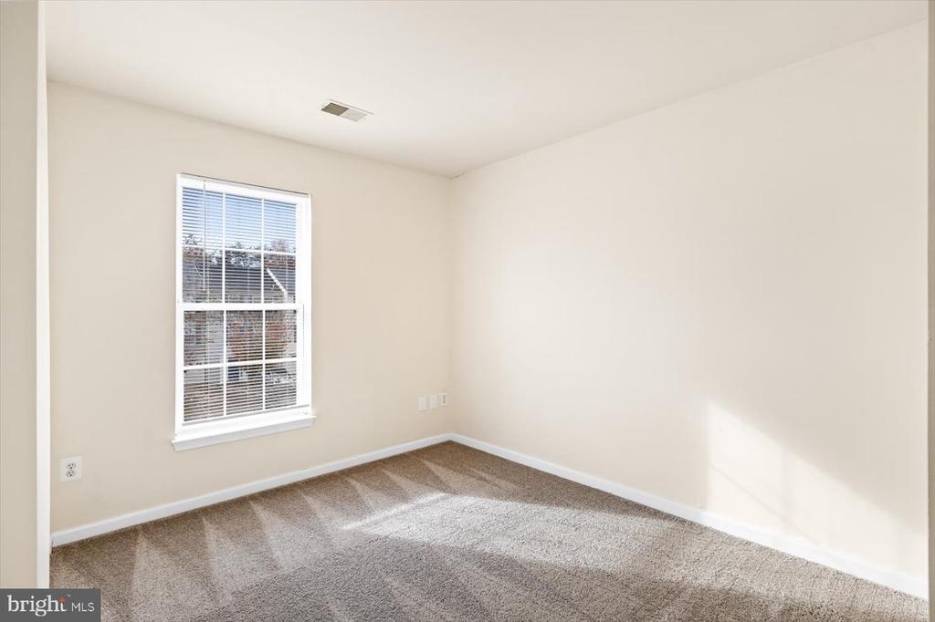 4707 COLONNADE WAY