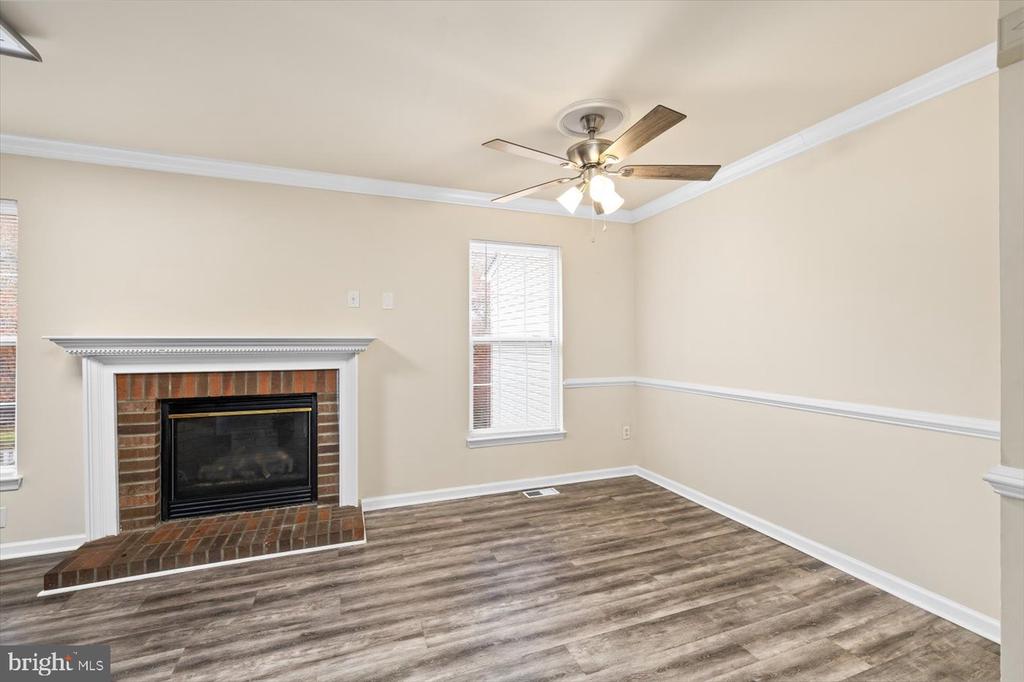 4707 COLONNADE WAY