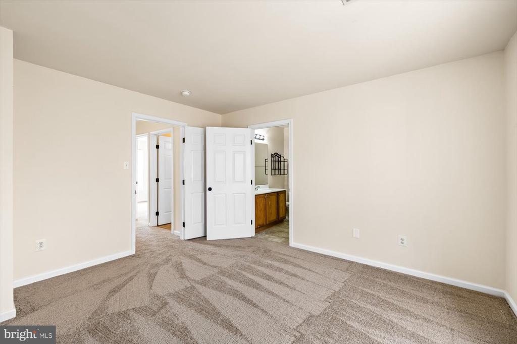 4707 COLONNADE WAY