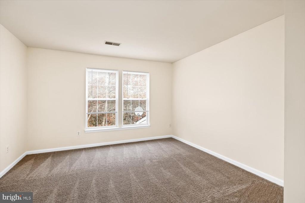 4707 COLONNADE WAY