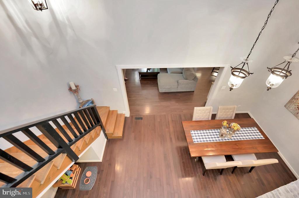 11511 CATHARPIN ROAD