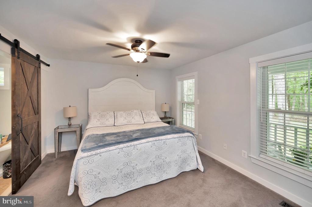 11511 CATHARPIN ROAD