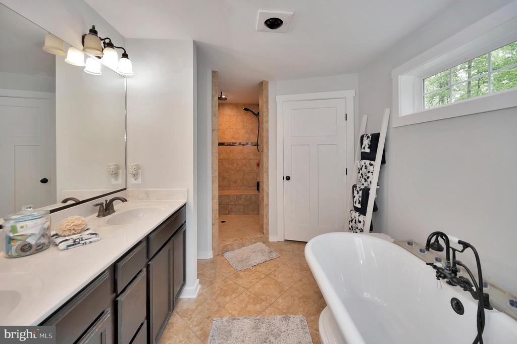 11511 CATHARPIN ROAD