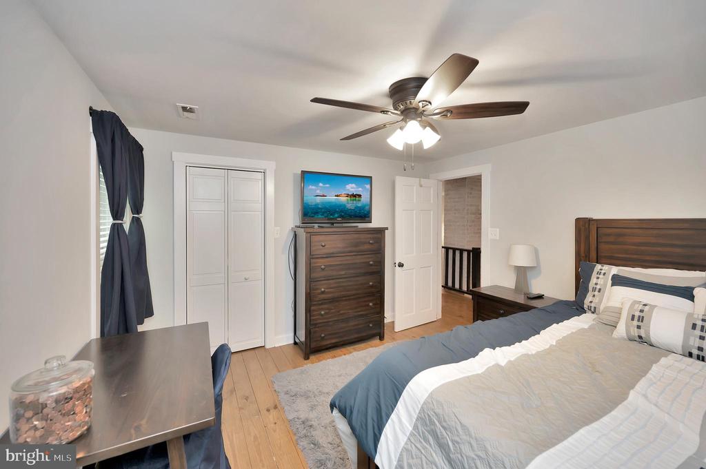 11511 CATHARPIN ROAD