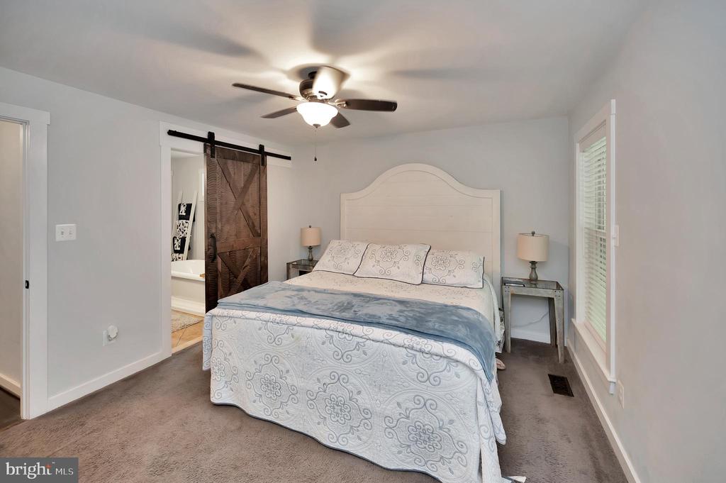 11511 CATHARPIN ROAD