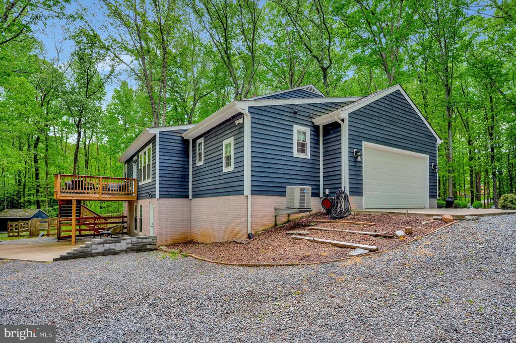 11511 CATHARPIN ROAD