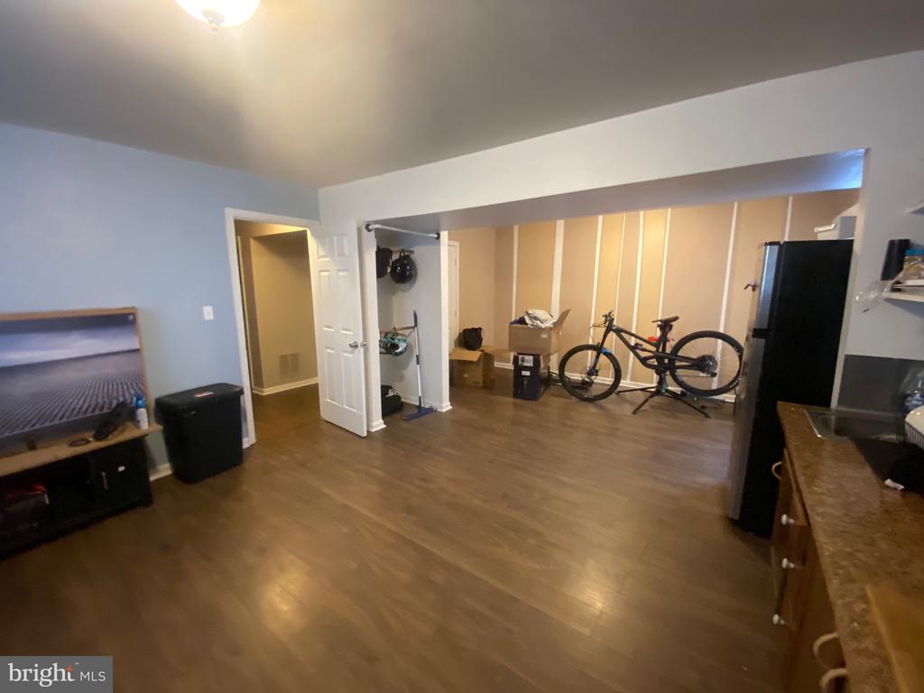 10704 HEATHERWOOD DRIVE