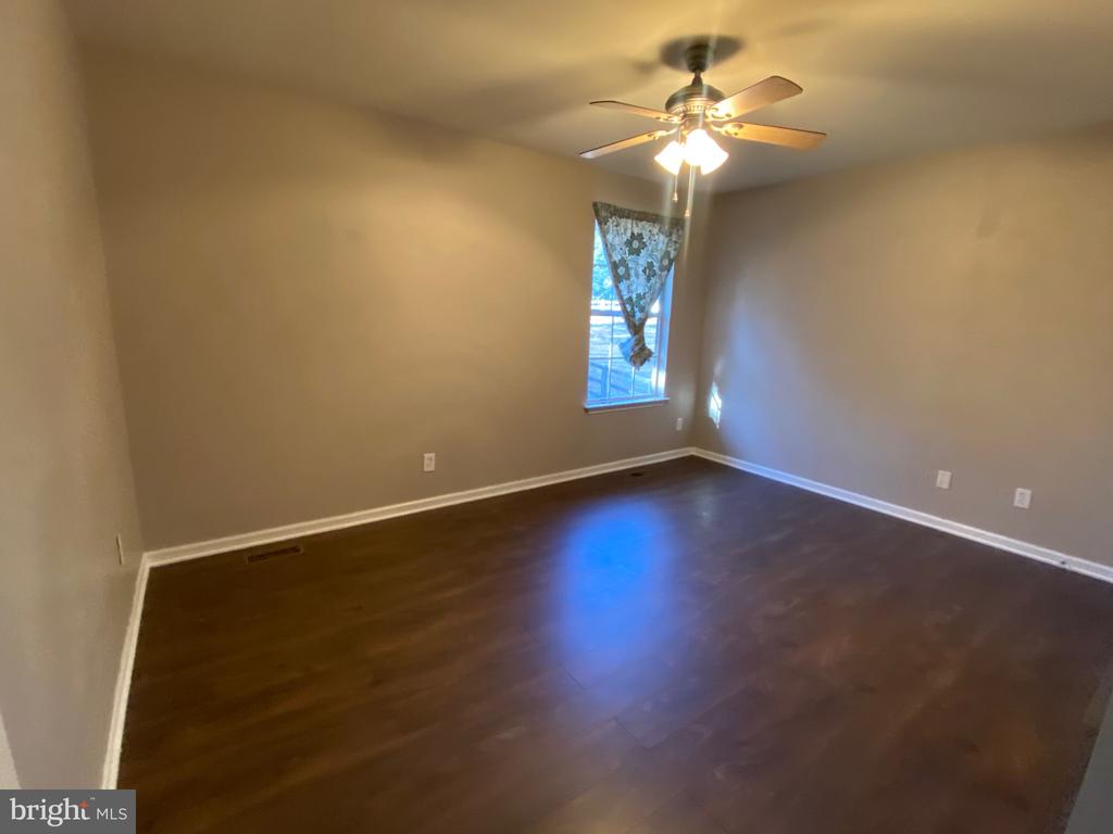 10704 HEATHERWOOD DRIVE