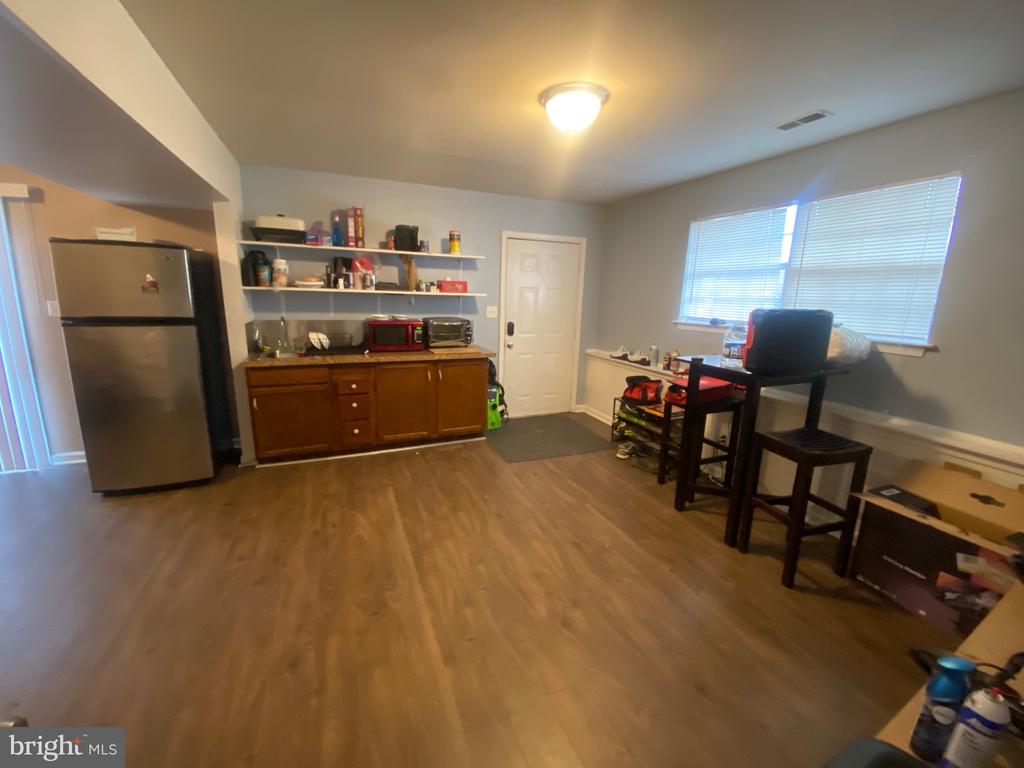 10704 HEATHERWOOD DRIVE