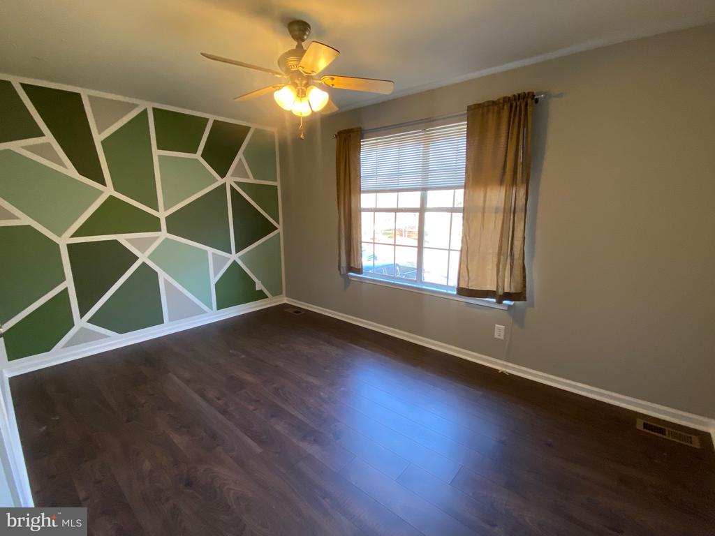 10704 HEATHERWOOD DRIVE