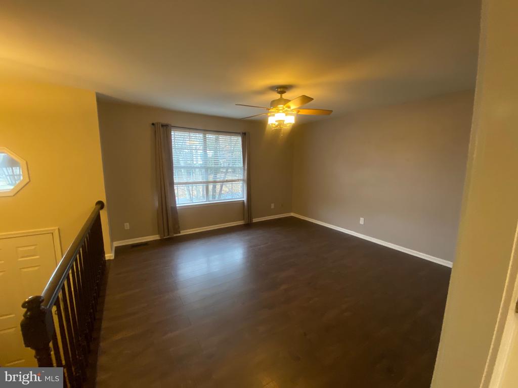 10704 HEATHERWOOD DRIVE