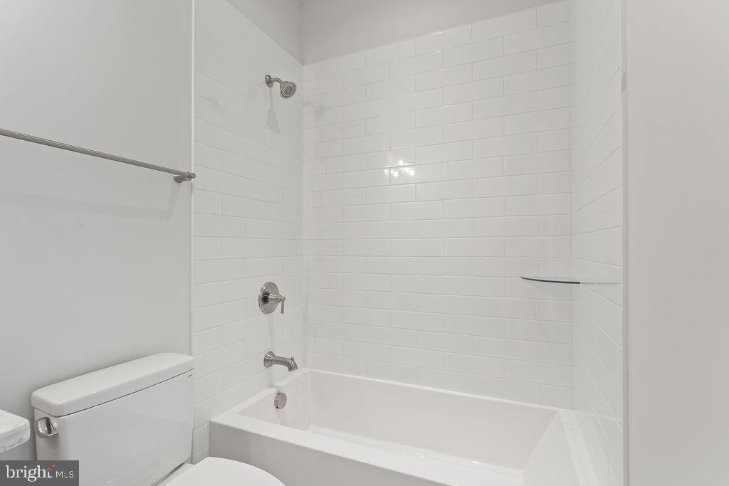 5903 COPPER MILL DRIVE