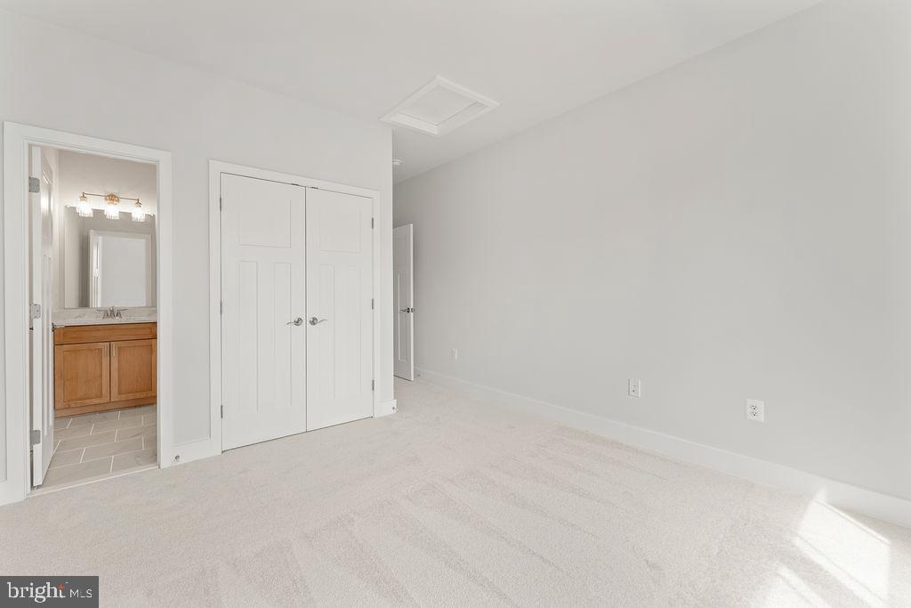 5903 COPPER MILL DRIVE