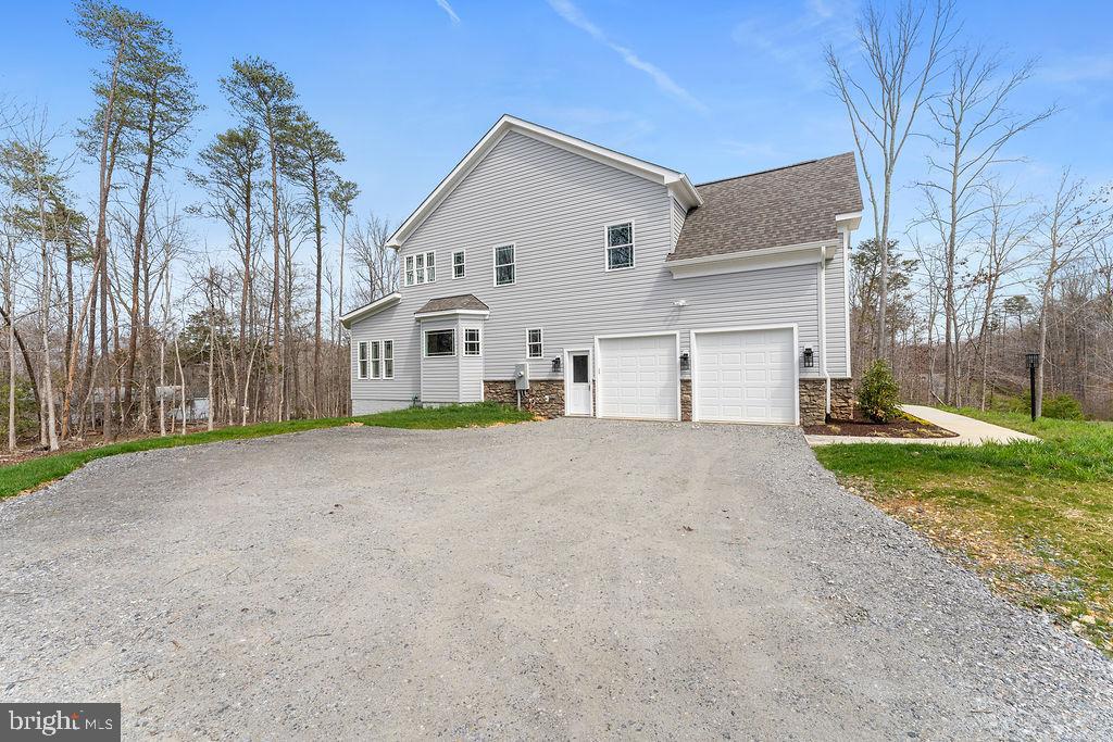 5903 COPPER MILL DRIVE