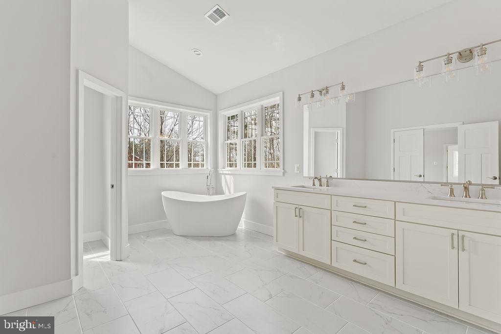 5903 COPPER MILL DRIVE