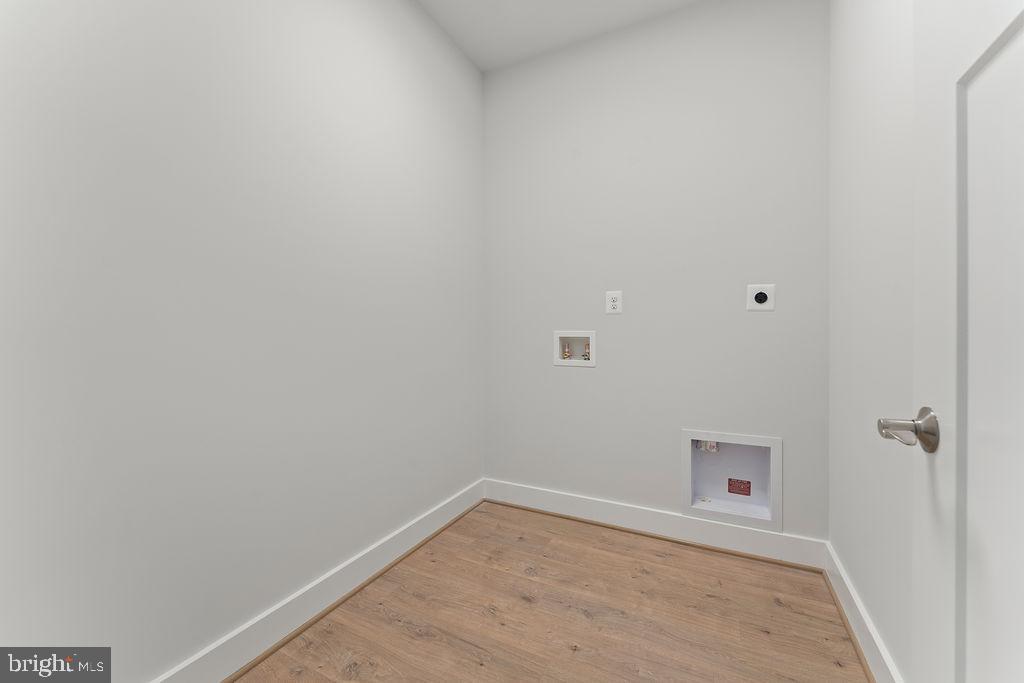 5903 COPPER MILL DRIVE