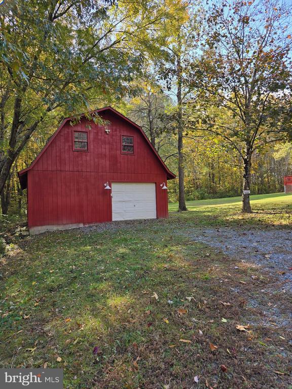 7032 OLD PLANK ROAD