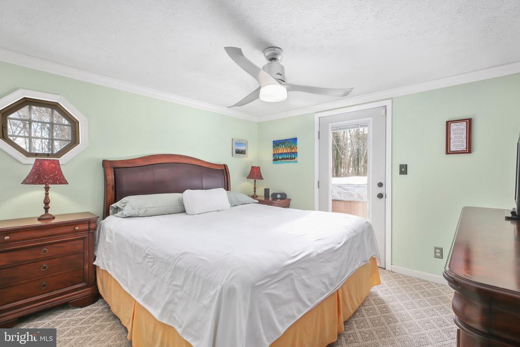 7032 OLD PLANK ROAD