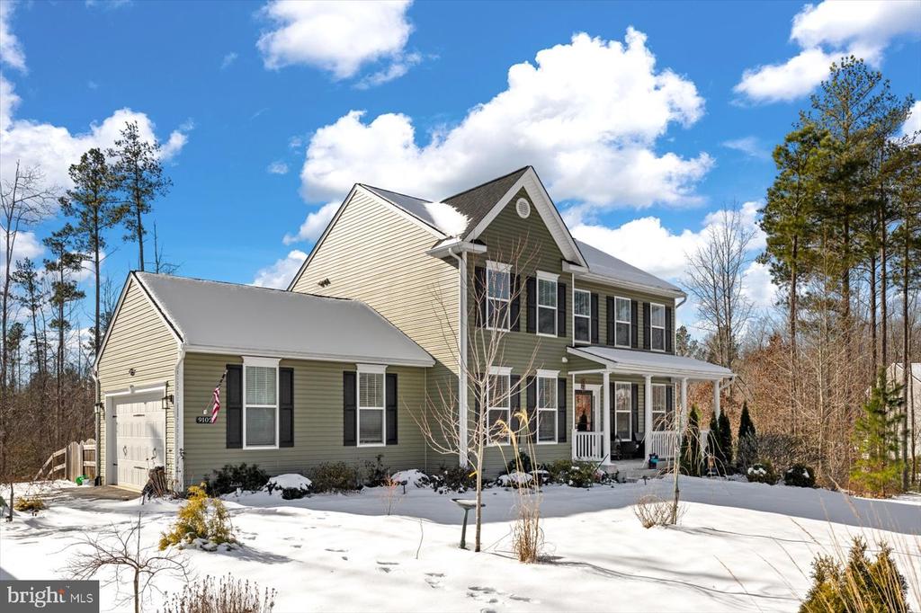 9102 ROYAL COURT