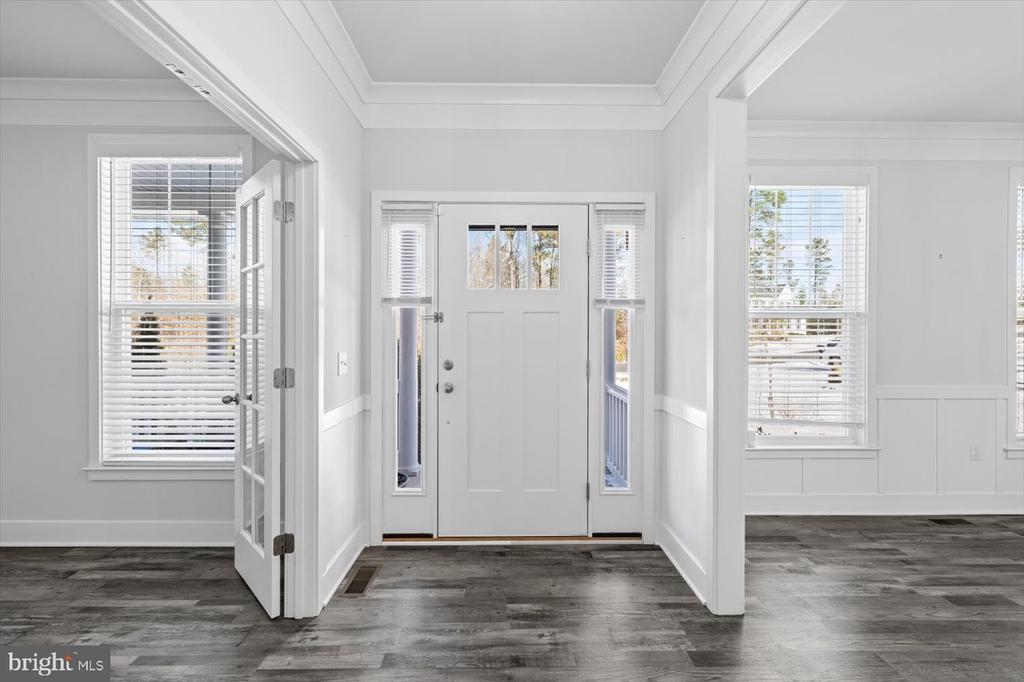 9102 ROYAL COURT