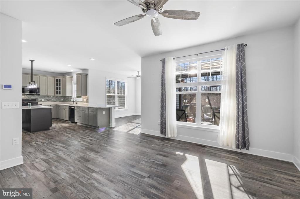 9102 ROYAL COURT